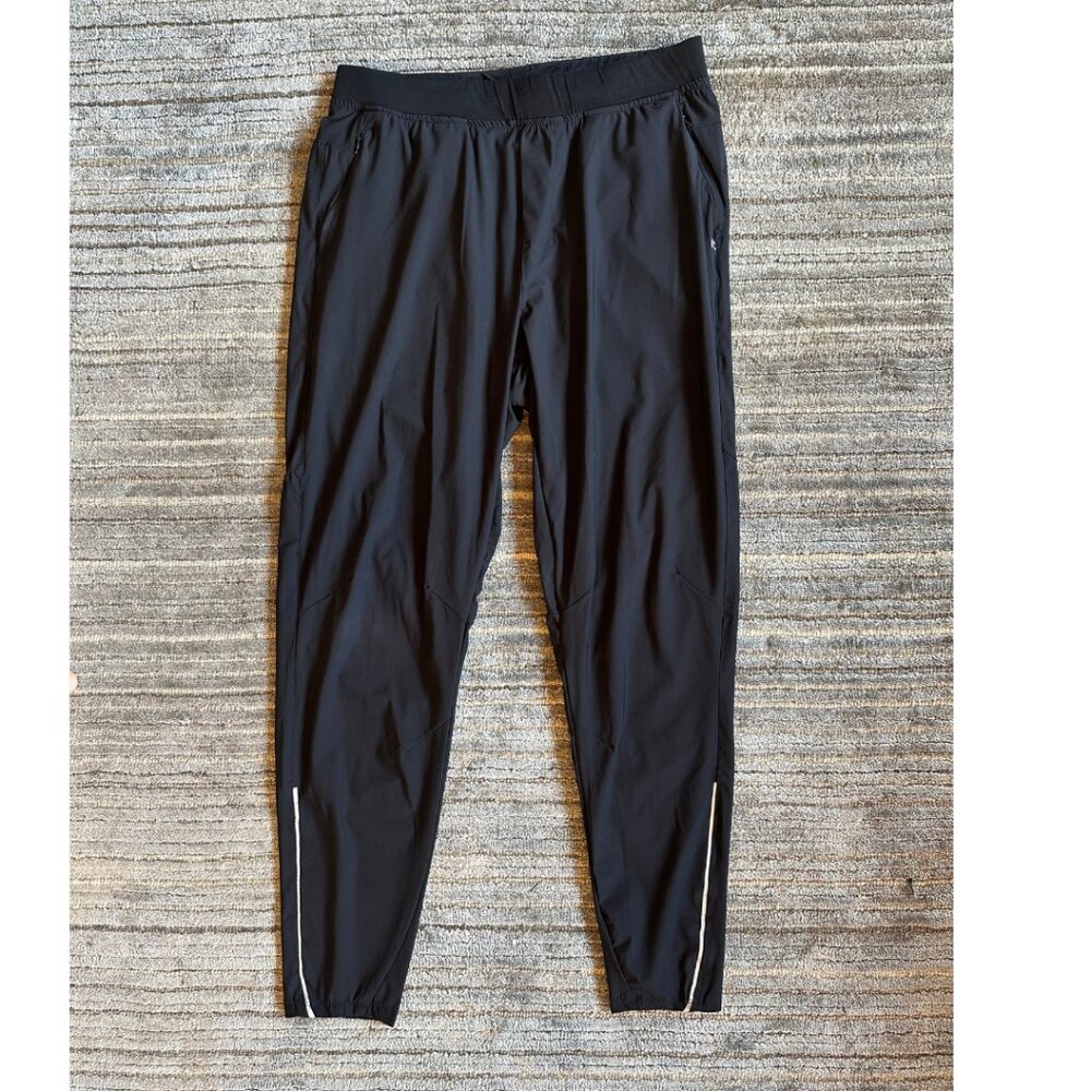 Kenneth Cole Men's Joggers Size L.